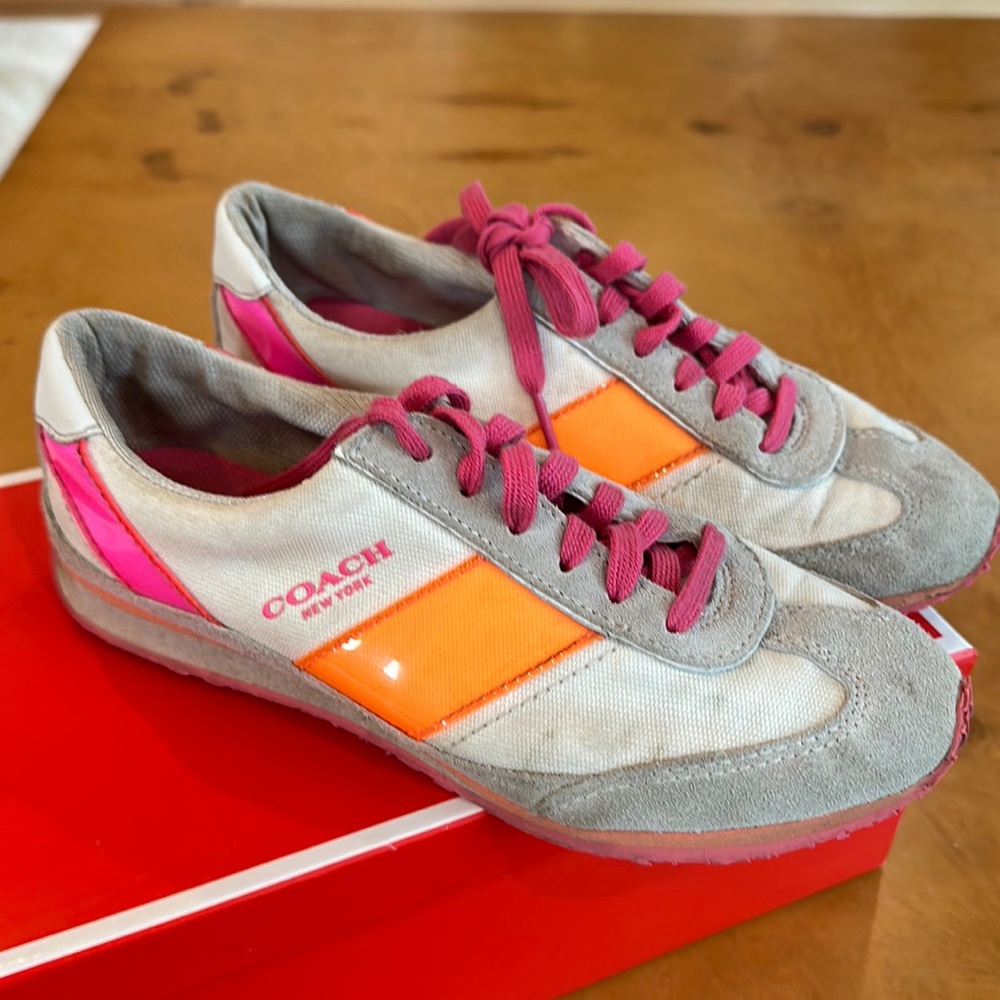 Coach Mae Canvas Sneaker -size 5.5